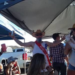 Meet your Posher, Wayne